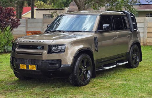 Land-Rover-Defender-2021